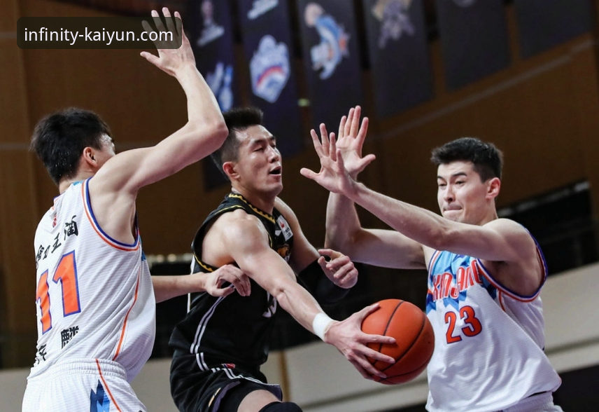 开云官方网站电脑版 如何通过技术视角解读上海男篮的十二连胜?一次开云官方网站电脑版的观赛体验分析